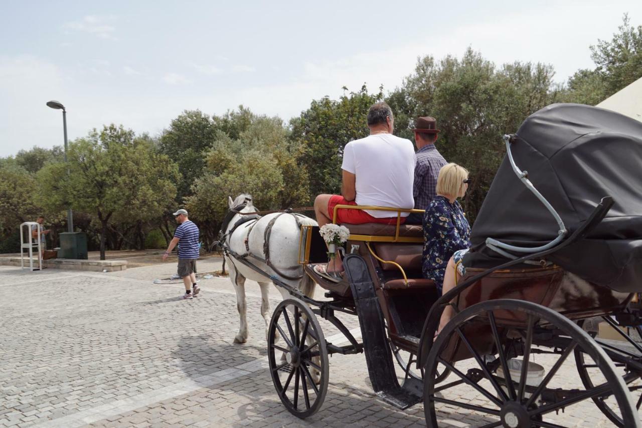 ★ Plaka, Center Of All Greek Legends ★ Athena Bagian luar foto